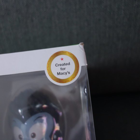 VeeFriends Gatitude Gorilla Collectible Figure Made for Macy's - Picture 3 of 7